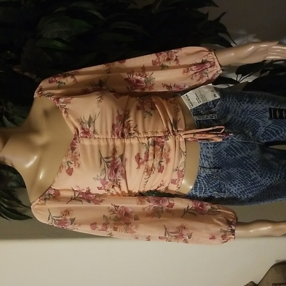 《NEW》Floral Top
